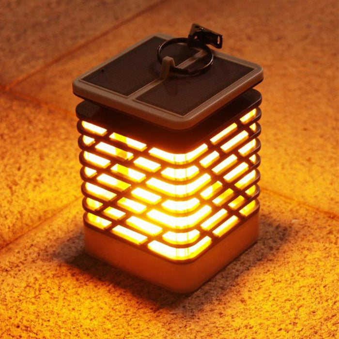 Flickering Flame Solar Powered Outdoor Garden Lantern_4