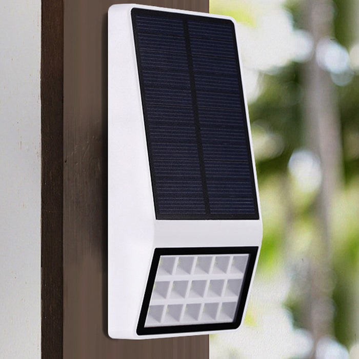 15 LED Solar Induction Outdoor Night Lamp Deck Light_2