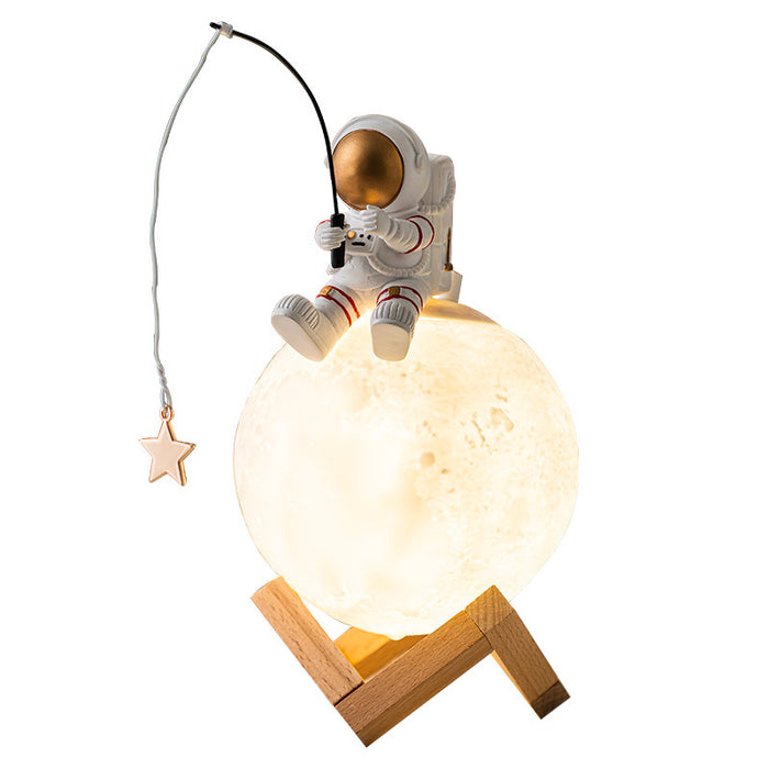 Decorative Star Catch Astronaut Figurine Night Light with Humidifier