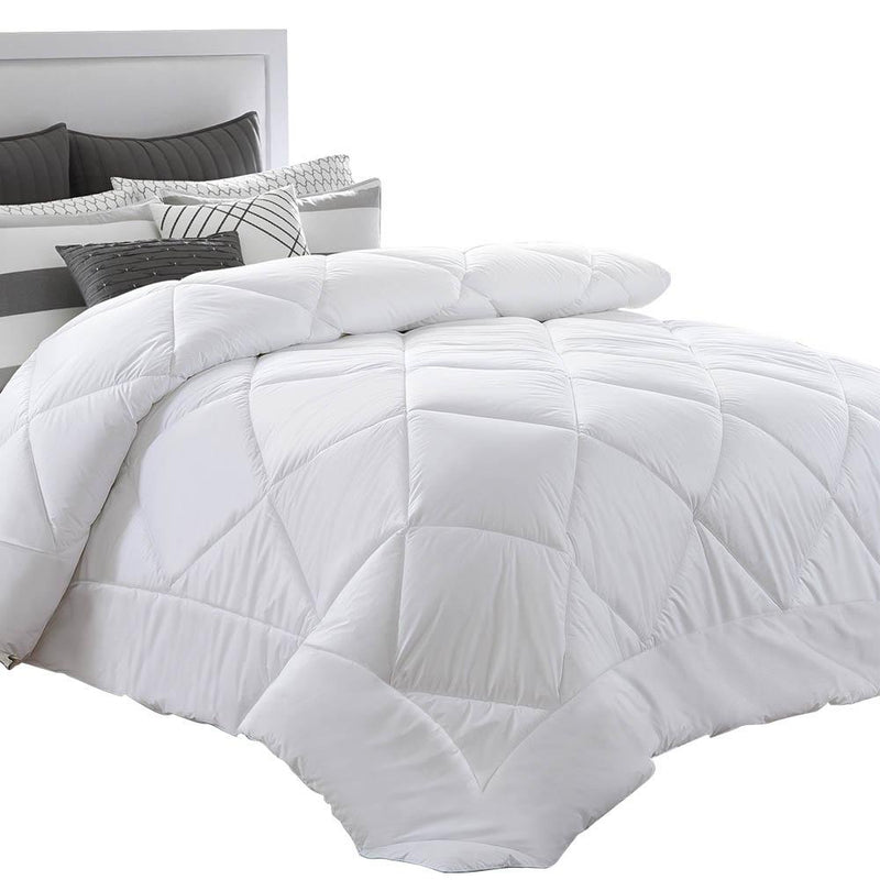 Bostin Life Bamboo Microfibre Quilt - Super King Size 400Gsm White Home & Garden > Bedding