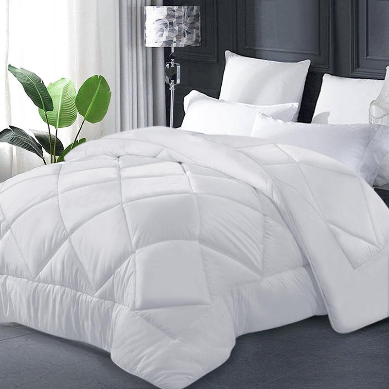 Bostin Life Bamboo Microfibre Quilt - Super King Size 400Gsm White Home & Garden > Bedding